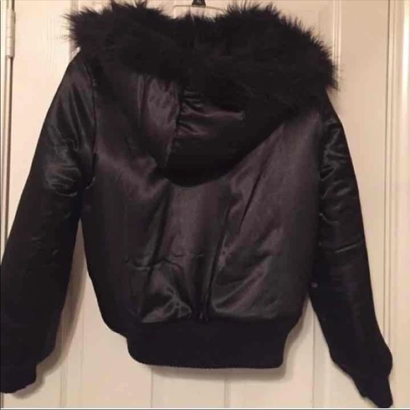 Urban Fur Fitter Abalanche Reversible Faux - Picture 5 of 6